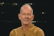 Sternstunde Philosophie Wie kommen wir zur Ruhe? Theologe und Zen-Lehrer Marcel Steiner ist zu Gast bei Sternstunde Philosophie.                       Copyright: SRF