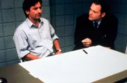 L-R: Henry Talbott (Griffin Dunne), Robert Goren (Vincent D'Onofrio)