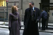 LAW & ORDER: CRIMINAL INTENT -- NBC Series -- Pictured: (l-r) Kathryn Erbe as Det. Alexandra Eames, Vincent D'Onofrio as Det. Robert Goren -- Universal photo: Jessica Burstein