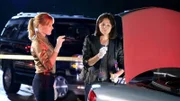 Catherine Willows (Marg Helgenberger, l.) kehrt zurück, um Sara (Jorja Fox) und dem restlichen CSI-Team bei einem Fall zu helfen, der auffallende Parallelen zu einem zurückliegenden und bislang ungelösten Mordfall aufweist.