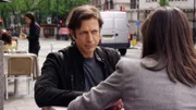 Detective Zach Nichols (Jeff Goldblum) reist nach London. Er trifft sich mit einer geheimnisvollen Frau (Melanie Grey) und erzählt ihr von einem ehemaligen Fall: Einem Mord an zwei Männern.
