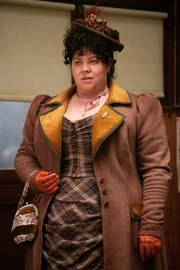 Desirée Blodgett (Ella Smith)