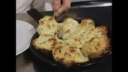 Käsekartoffeln waren einst ein einfaches Bauerngericht.