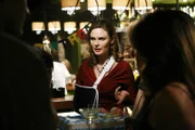 Brennan (Emily Deschanel)