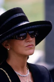 Carmela Soprano (Edie Falco)