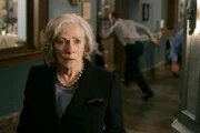 Ms. Walsh (Betty Buckley)