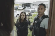 L-R: Tani Rey (Meaghan Rath); Junior Reigns (Beulah Koale)