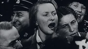 Die Tage der Weimarer Republik sind gezählt. In der jubelnden Menge steht die 15-jährige Melitta Maschmann.