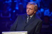 Wird über Nacht zum Gesicht einer Sensation: Chris Tarrant (Michael Sheen)