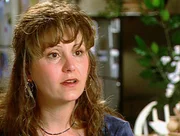 Im Oktober 1992 beschuldigt Candice ihren Arzt, sie in seiner Praxis unter Drogen gesetzt und sexuell missbraucht zu haben. Niemand glaubt ihre Geschichte.