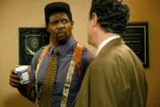 Terry Crews (Terry Jefford), Matt Besser (Detective Holderton).
