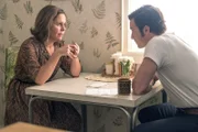 Marilyn Pearson (Laura Niemi, l.); Jack Pearson (Milo Ventimiglia, r.)
