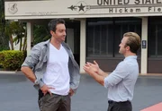 Im Kampf gegen das organisierte Verbrechen im Paradies: Steve (Alex O'Loughlin, l.) und Danny (Scott Caan, r.) ...