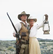 Abenteurer Allan Quatermain wird von der schönen Elizabeth (Alison Doody) angeheuert, ihren in Afrika gekidnappten Vater zu suchen.