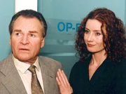 MDR Fernsehen IN ALLER FREUNDSCHAFT FOLGE 175, "Eifersucht". Matthias Hofer (Fritz Wepper) bangt gemeinsam mit Paula (Jutta Fastian) um das Leben seiner Tochter und ihrer Freundin.