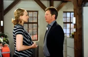 Bente will mit Vincent brechen, aber der droht, ihre Intrigen ihrer Familie zu verraten.