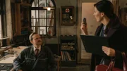 Herr Hohoff (Milan Peschel) und Frau Lange (Katharina Hauter)