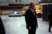 James Deakins (Jamey Sheridan)