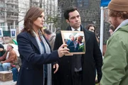 -- "Official Story" Episode 1312 -- Pictured: (l-r) Mariska Hargitay as Det