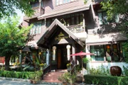Teils Museum, teils Restaurant: Das „Khum Vieng Yong“ ist für sein traditionelles Schweinefleisch-Laab bekannt.