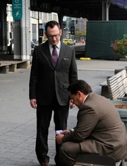 L-R: Finch (Michael Emerson) und Detective Fusco (Kevin Chapman)