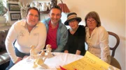 Geldübergabe: v.li. Verena Blöck, Mauro Corradino, Heide Simonis und Gisela BlöckGeldĂĽbergabe: v.li. Verena BlĂ¶ck, Mauro Corradino, Heide Simonis und Gisela BlĂ¶ck