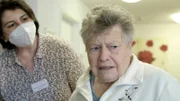 Vreni Herlan lebt wegen ihrer Demenz im Pflegeheim.