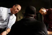 L-R: Det. Elliot Stabler (Chris Meloni), Det. Odafin Tutuola (Ice-T)