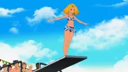 Wird Emma vor den Augen der anderen Partygäste ins Wasser springen?