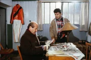 Von links: Kramer (Udo Thomer) und Tschonnie Daniel (Werner Asam).