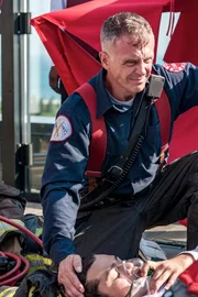 David Eigenberg als Christopher Herrmann