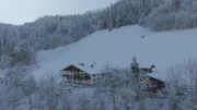 Erst Anfang Februar fällt wieder Sonne auf den Hof.
