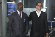 Nur widerwillig nimmt Bull (Michael Weatherly, r.) den Fall von Star-Anwalt Jules Caffrey (Isaiah Washington, l.) an - er kann Caffrey nicht leiden, ist aber von seiner Unschuld überzeugt ...