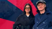 SWR KURZSTRECKE MIT PIERRE M. KRAUSE, "Yasmine M´Barek ist ein Lefti vom Vibe her". Eklig, dreckig und ineffizient. Nein, nicht Pierre M. Krauses Gesprächsführung, sondern die Kölner Stadtbahn. Zumindest laut Yasmine M´Barek, die ihn schneller von den Vorzügen eines E-Scooters überzeugt, als er seinen Recup-Becher aufessen kann.