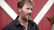 Tys Vater Brad (Peter Outerbridge) ist mit einer Ladung Schlachtpferde auf Heartland gestrandet.
