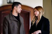 Nick Torres (Wilmer Valderrama, l.); Ellie Bishop (Emily Wickersham, r.)