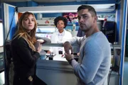 L-r:  Ellie Bishop (Emily Wickersham) und Nick Torres (Wilmer Valderrama)