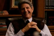 Pictured: Peter Coyote as Lionel Shill