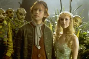 Kobold Mickey (Daniel Betts) und Prinzessin Jessica (Caroline Carver).