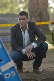 Det. Don Flack (Eddie Cahill) und das CSI-Team haben es mit einer Studentenverbindung zu tun, die ein lebensgefährliches Aufnahmeritual für ihre neuen Mitglieder veranstaltet.