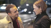 Semir (Erdogan Atalay, Mi.) versteht sich mit Kerstin (Sandra S. Leonhard), einer Kollegin vom Drogendezernat, blendend.