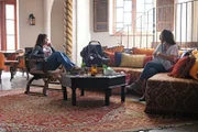 L-R: Gail Klosterman (Mary Steenburgen) und Erica Dundee (Cleopatra Coleman)