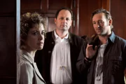 Maria stürzt in ein erneutes Gefühlschaos. Von links: Maria Kirchleitner (Daniela März), Hubert Kirchleitner (Bernhard Ulrich) und Gregor Brunner (Holger M. Wilhelm).