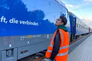 Georg Hochbruck ist Modelleisenbahn-Experte. Es gibt keinen Zug auf dieser Welt, den er nicht kennt.