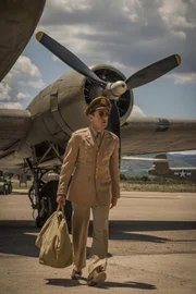 Yossarian (Christopher Abbott)