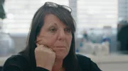 Charlotte's Mum hears about Johan's cheating