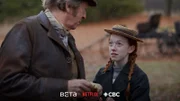 Ann Shirley-Cuthbert (Amybeth McNulty) mit Matthew (R.H. Thomson) Verwendung nur mit Logos und in Verbindung mit der Programmkommunikation. Jede andere Nutzung ist streng untersagt. Originalbezeichnung: 4_ANNE_104_D6_KW_0245