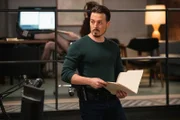 Det. Carlos Maldonado (Mike Cannon)