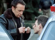 Tom und Semir haben versucht, den skrupellosen Geiselgangster Walter Fromm festzunehmen, doch Fromm konnte fliehen...
