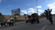 Geschicklichkeit statt Gewalt: Die "South Florida Free Riders" zeigen ihr Können. Seit ihrer Gründung ist die Bandenkriminalität in ihrer Gegend deutlich gesunken.